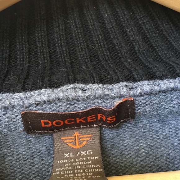Dockers gray sweater XL - Picture 5 of 5
